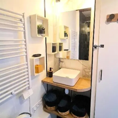 Nid Urbain - Proche Tribunal - Centre - Wifi - Tv 杜埃