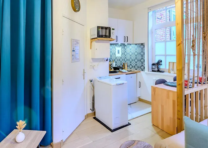 Nid Urbain - Proche Tribunal - Centre - Wifi - Tv Appartamento